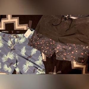 NWT Bundle of Mens Size 38 Globe Board shorts / Swim Shorts